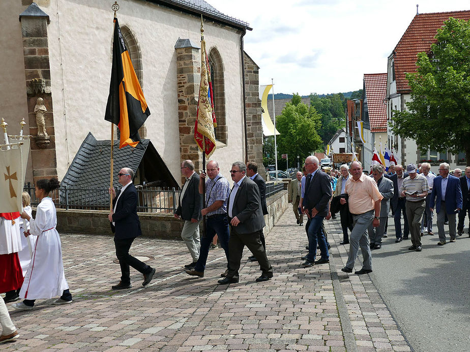 Bittprozession am Pfingstmontag (Foto: Karl-Franz Thiede)